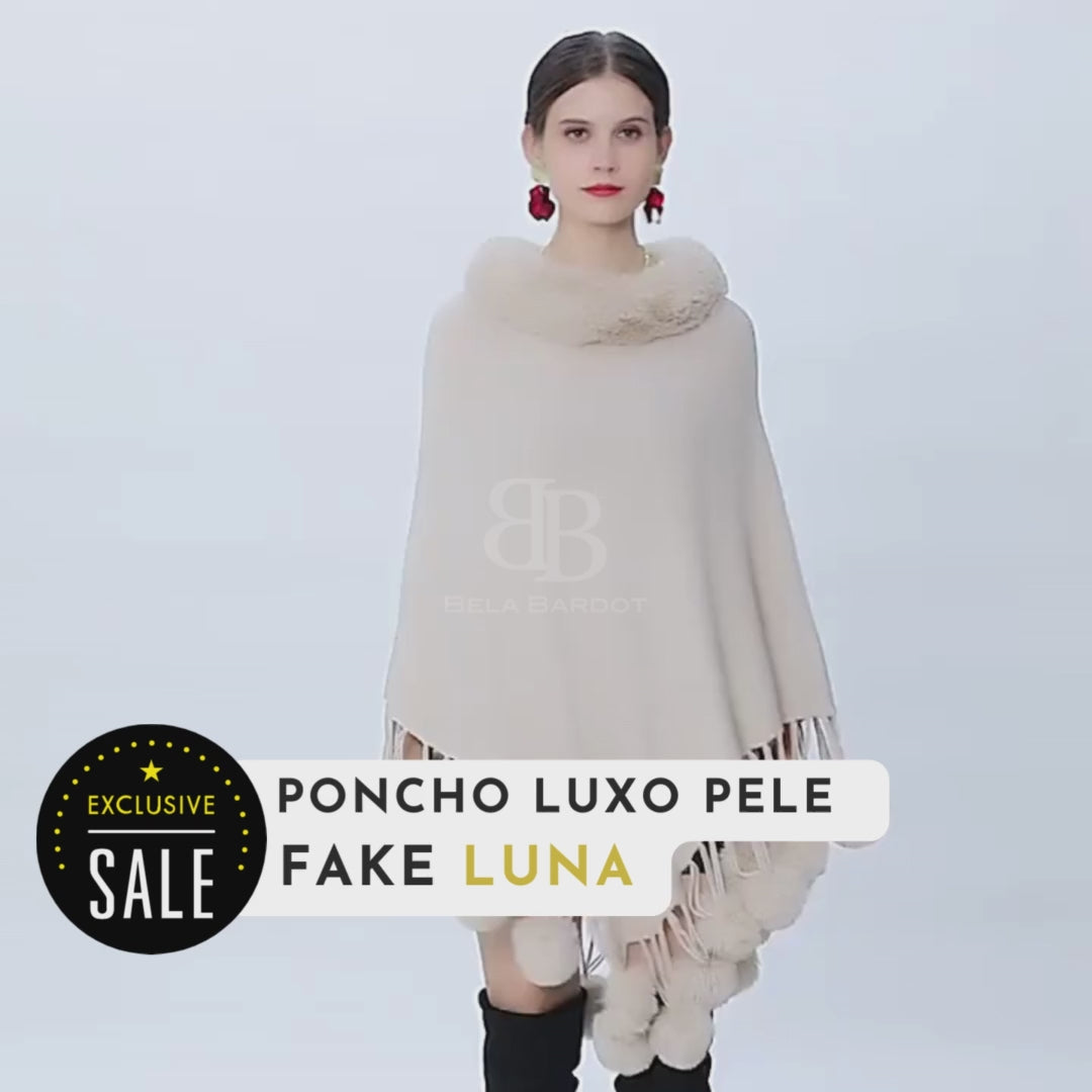 Poncho Pompons Luna