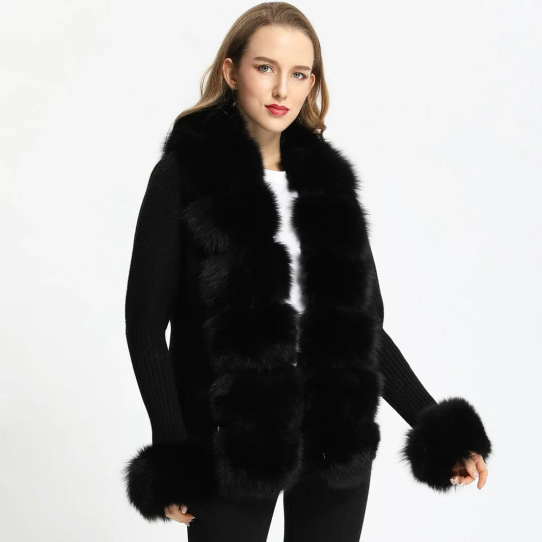 Scarlett Knitted Cardigan With Detachable Faux Fur Collar And Sleeves Casaco